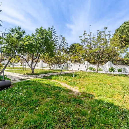 Lotus 1 Apartament Almiros Beach